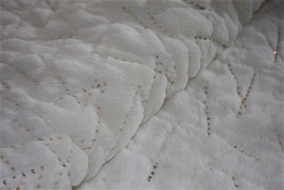 Material Velvet Mewah